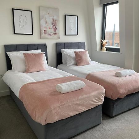 Premier Suite- Bedford City Centre With Free Gym & Parking Bagian luar foto