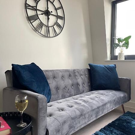 Premier Suite- Bedford City Centre With Free Gym & Parking Bagian luar foto